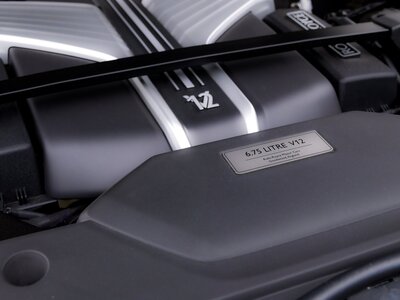ROLLS-ROYCE PHANTOM - 9