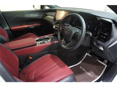 LEXUS RX - 9
