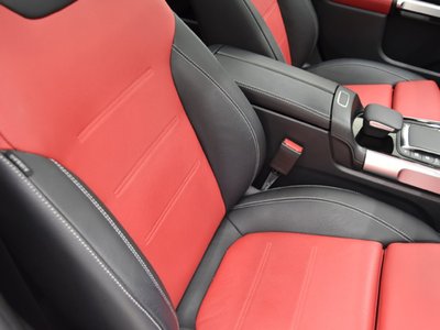 MERCEDES-BENZ GLB - 10