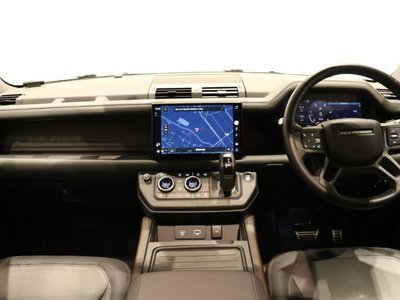 LAND ROVER DEFENDER - 5