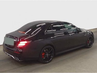 MERCEDES-BENZ E-CLASS - 2