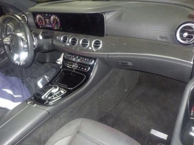 MERCEDES-BENZ E-CLASS - 3