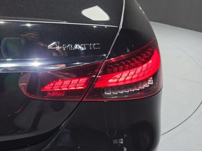 MERCEDES-BENZ E-CLASS - 10
