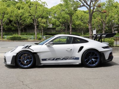 PORSCHE 911 - 6