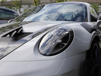 PORSCHE 911 - 4