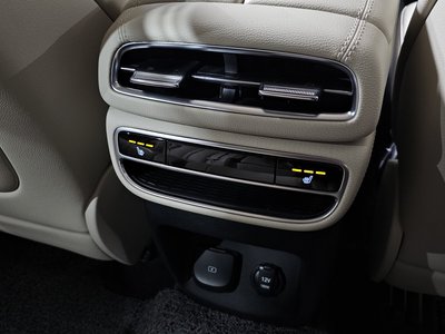 2020 Genesis GV80 — миниатюра 19