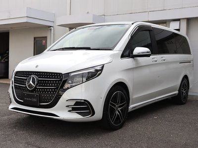 صورة 10 لـ 2024 Mercedes-BENZ V-CLASS