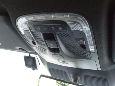 صورة 6 لـ 2024 Mercedes-BENZ V-CLASS