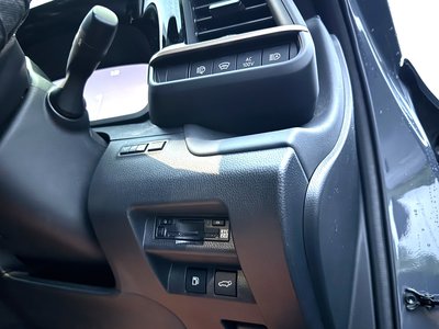 2024 Toyota CROWN SPORT thumbnail 30