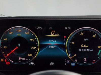 MERCEDES-BENZ GLE - 8