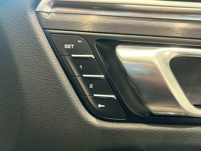 صورة مصغرة 28 لـ 2023 Porsche MACAN