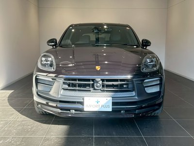 صورة 4 لـ 2023 Porsche MACAN