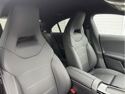 MERCEDES-BENZ CLA - 4