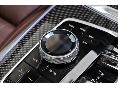 2023 BMW X7 — миниатюра 54