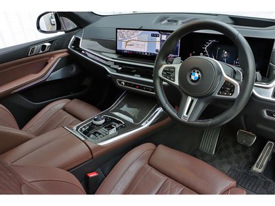 صورة 3 لـ 2023 BMW X7