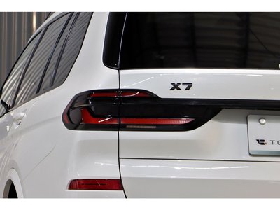 2023 BMW X7 — миниатюра 30