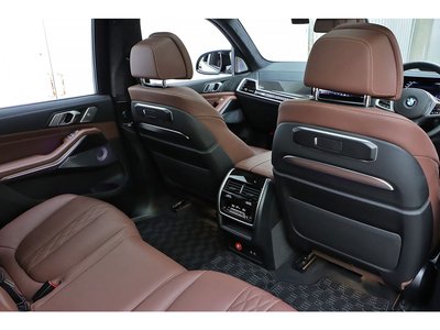 2023 BMW X7 — миниатюра 39