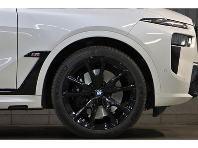 2023 BMW X7 — миниатюра 34