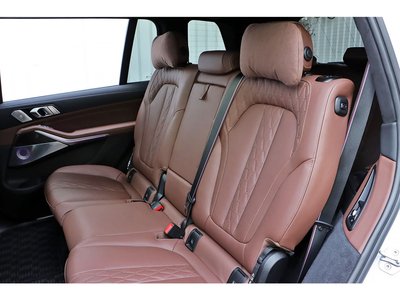 2023 BMW X7 — миниатюра 42