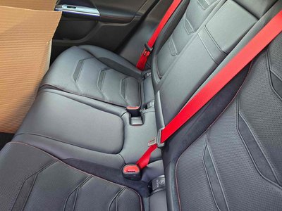 MERCEDES-BENZ GLC - 7