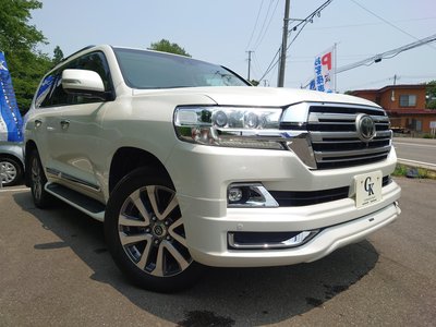 TOYOTA LAND CRUISER 200