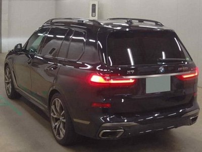 2020 BMW X7 photo 2