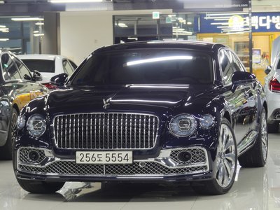 BENTLEY FLYING SPUR - 1