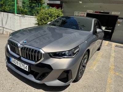 BMW 5 SERIES - 6