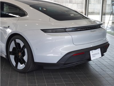 2026 Porsche TAYCAN 照片 9