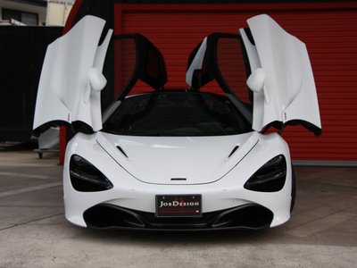 MCLAREN 720S - 5