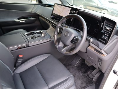 صورة مصغرة 49 لـ 2024 Lexus LM
