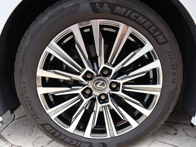 صورة مصغرة 45 لـ 2024 Lexus LM
