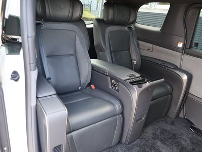 صورة مصغرة 50 لـ 2024 Lexus LM