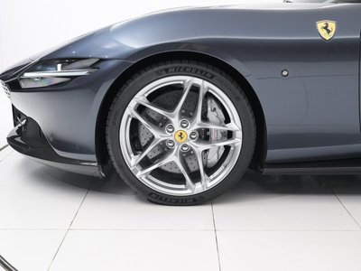 2022 Ferrari ROMA — миниатюра 16