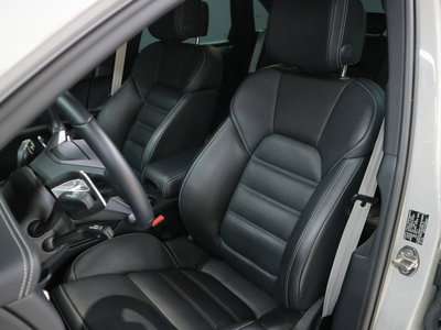 2023 Porsche MACAN 缩略图 13