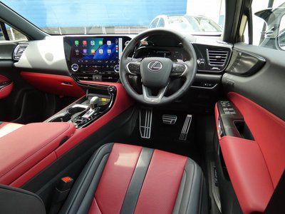 2023 Lexus NX — миниатюра 32