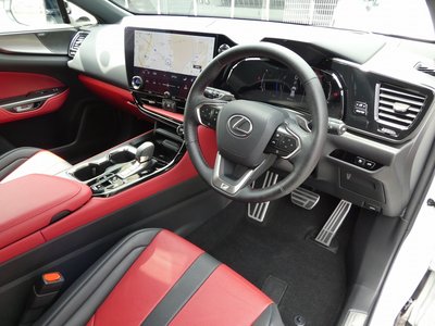 2023 Lexus NX — миниатюра 17