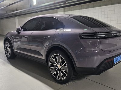 PORSCHE MACAN - 7