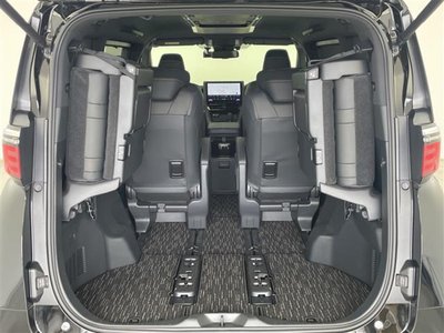 2024 Toyota ALPHARD thumbnail 30