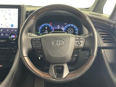 صورة 10 لـ 2024 Toyota ALPHARD