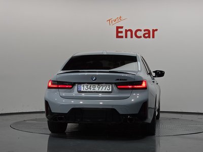 صورة 3 لـ 2024 BMW 3 SERIES