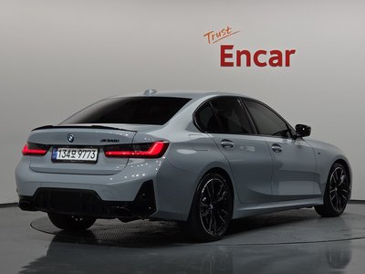 صورة 5 لـ 2024 BMW 3 SERIES