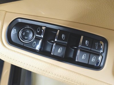2022 Porsche MACAN 缩略图 22
