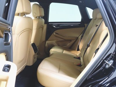 2022 Porsche MACAN 缩略图 29