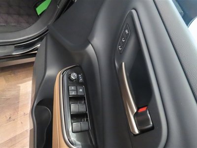 2025 Toyota CROWN SPORT 缩略图 25