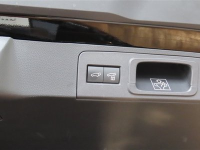 2025 Toyota CROWN SPORT 缩略图 11