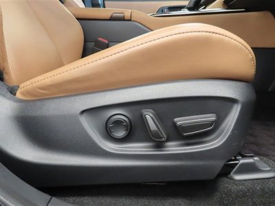 2025 Toyota CROWN SPORT 缩略图 24