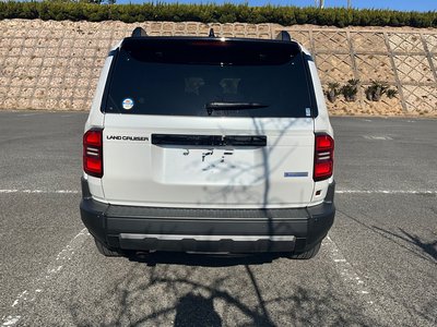 TOYOTA LAND CRUISER 250 - 7