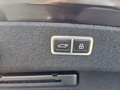 2023 Genesis G80 (RG3) thumbnail 11
