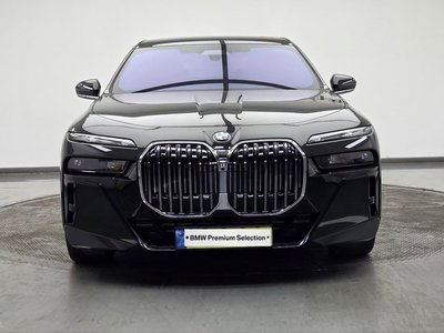 BMW 7 SERIES - 2